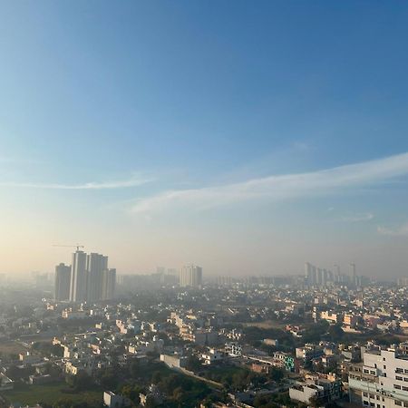 Rhythm Gurugram Hotel & Suites, Sohna Road Гургаон Екстериор снимка