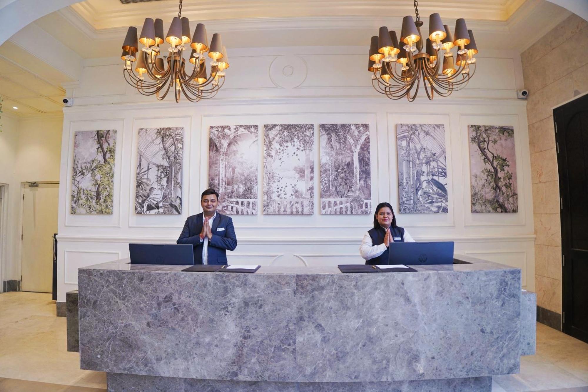 Rhythm Gurugram Hotel & Suites, Sohna Road Гургаон Екстериор снимка